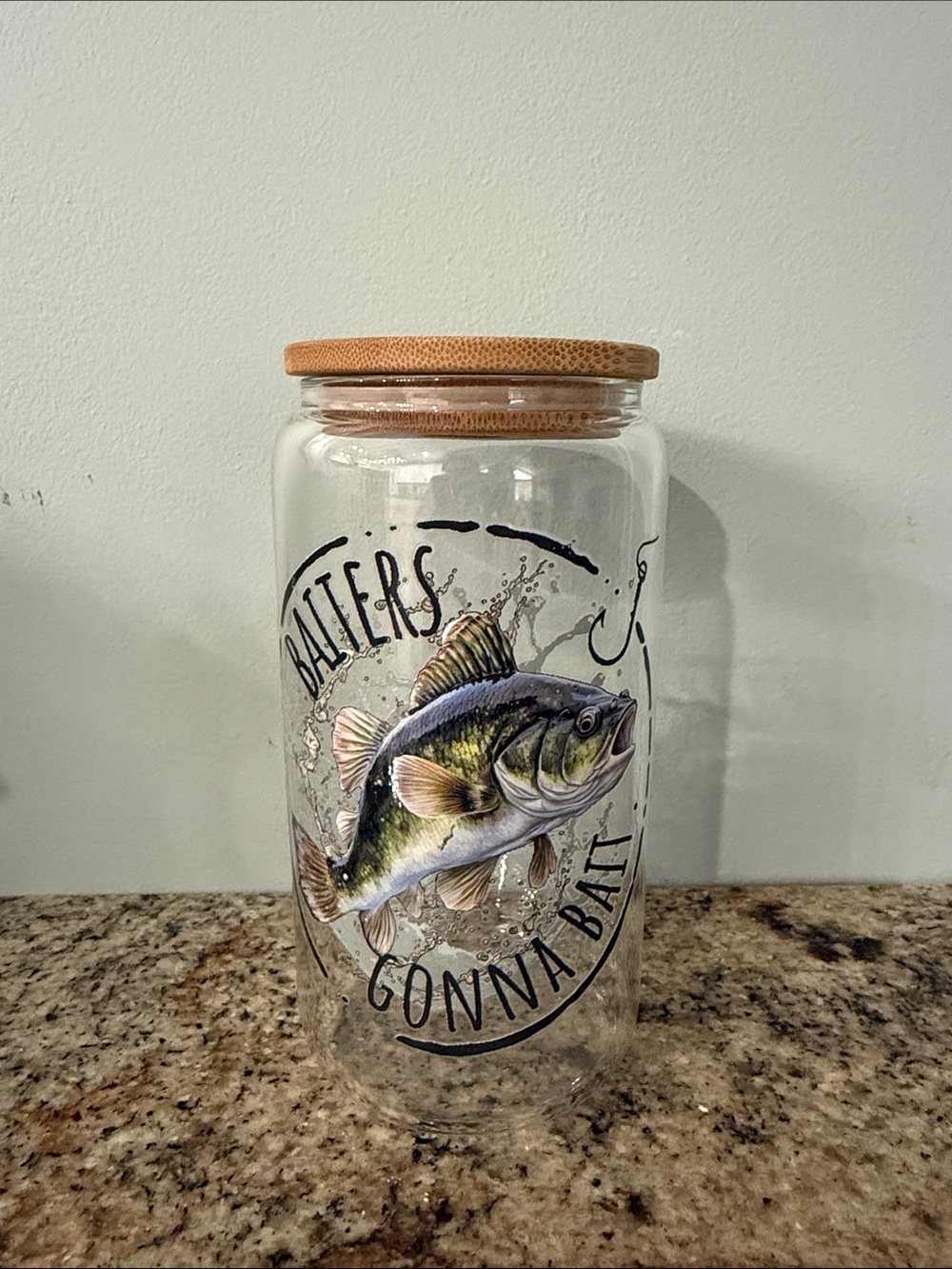 Clear Glass Fish Baiters Cup with Bamboo Lid — Bass Graphic (Clear)